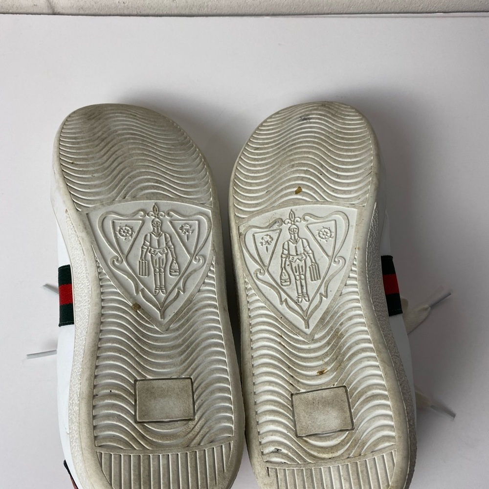Gucci Bumble Bee Sneakers - Picture 7 of 7